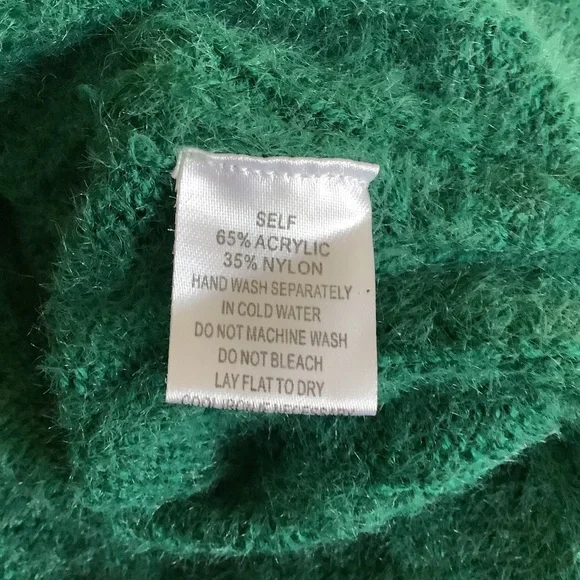 Emerald Green Cropped Sweater - Picture 8 of 8